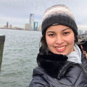 Meet your Posher, Daniela